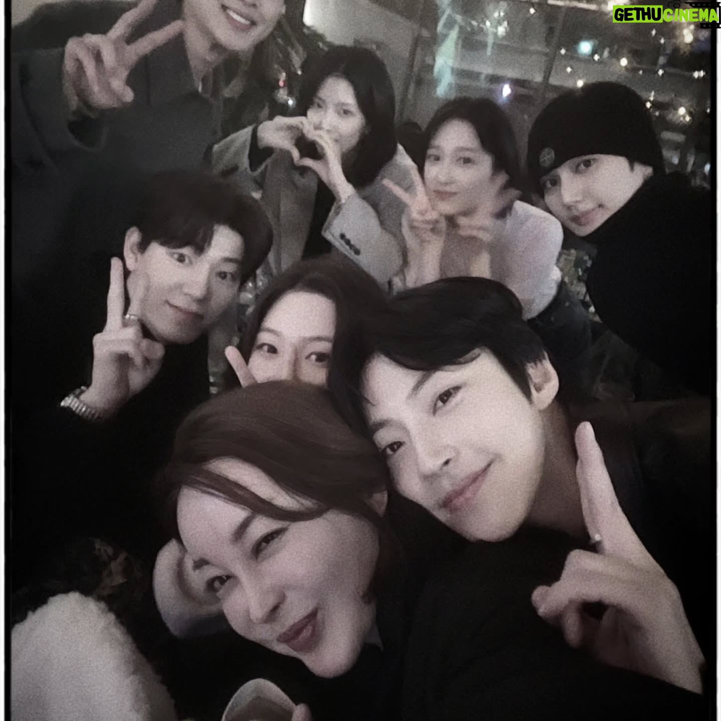 Kim Hye-eun - 84.2K Likes - 끝났다ㅜㅜ.
아깝다ㅜㅜ.
난 이 작품 너무 사랑한다.
#조립식가족
