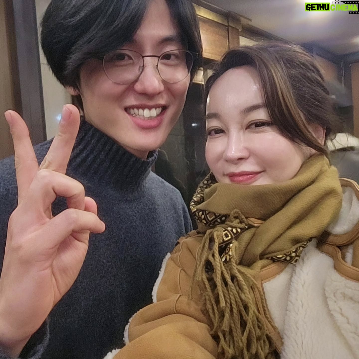 Kim Hye-eun - 15.4K Likes - 그동안 다리미패밀리를 사랑해주신 시청자 여러분
깊은 감사를 드립니다. (제 눈이 울어서 좀 부어서 개구리같아요.이해부탁드림돠)
새해 복많이 받으세요♡
#다리미패밀리 #서숙향작가 #성준해감독 #서용수감독 #이우경촬영감독