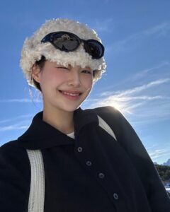 Actress Kim Ji-woo HD Photos and Wallpapers February 2025
