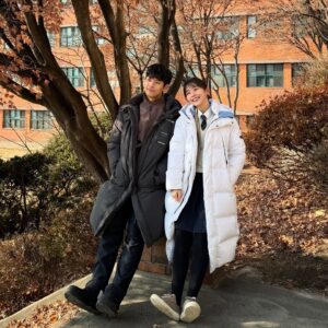 Kim Si-eun Instagram - 👉아름답게 지훈이와👈