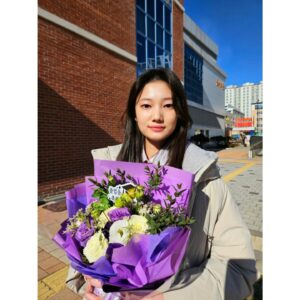 Kim Su-in Instagram - 수인♡
.
.졸업축하해~♡
.
.
.
.
.
.
#김수인
#졸업
#중학생활끝
#고등생활화이팅
#눈물이난다
#새해복많이받으세요
#새해에도건강하시길
#화이팅