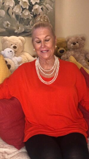 Kim Woodburn Instagram - I am recording next on Valentines Day, 14th February.  Get your order in by 12.30pm and you must have WhatsApp x