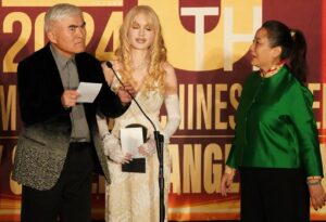 Kimberley Kates Instagram - The official photos from the awards ceremony at the 20th Chinese American Film Festival. Such an honor to present to some of the most talented filmmakers from China. 

It was wildly fun doing an improv with the 2 actors on stage not speaking the same language

Thank you Diana Mendoza @dianamendozabeauty for hair & make-up and to my dear friends at @cafilmfestival - you all did a beautiful job producing the show ♥️♥️ #kimberleykates #awards