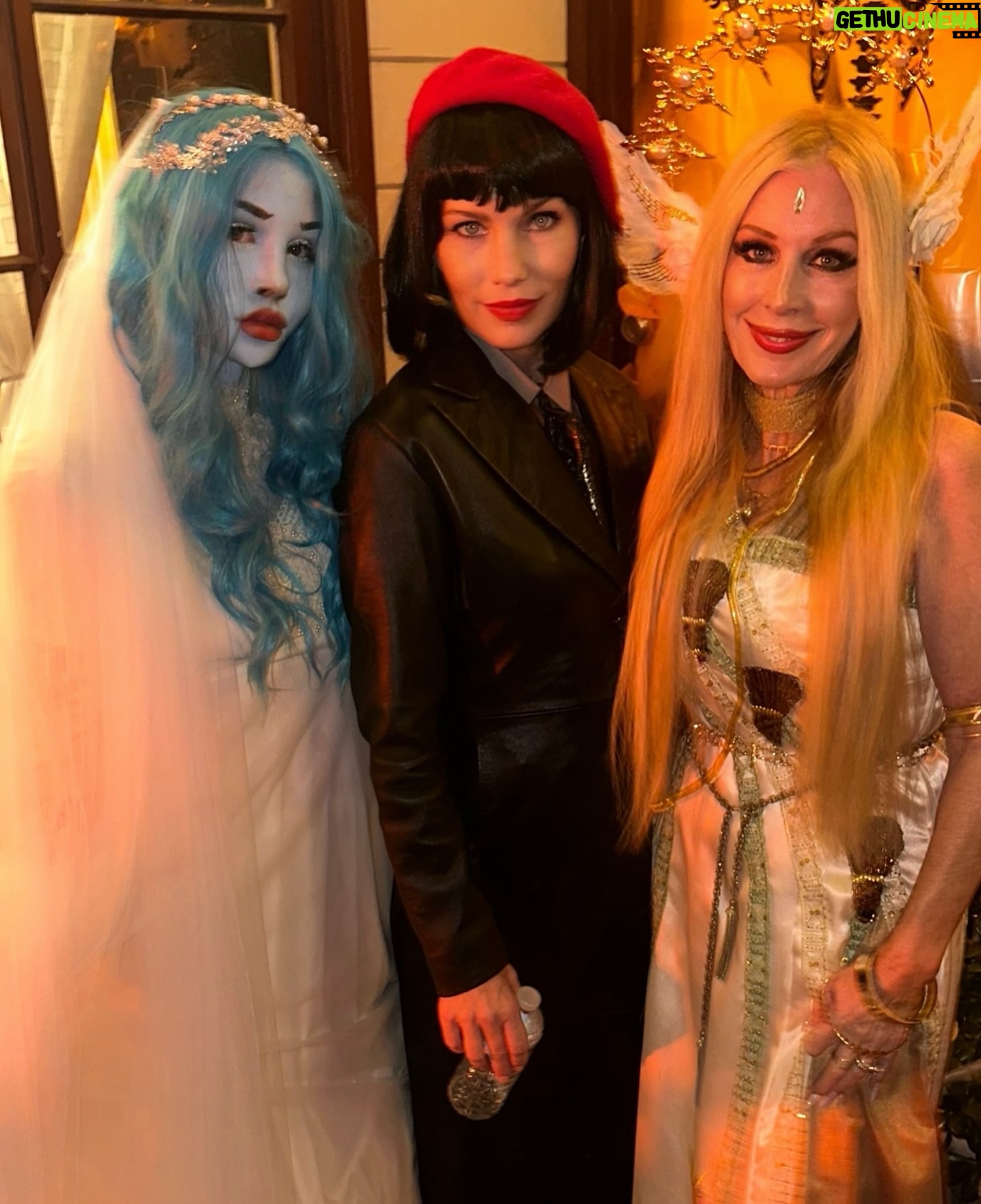 Kimberley Kates - 2.1K Likes - One of my favorite holidays…this year I was the Corpse Bride for those who asked. 🧟♀️👰🏼
Each Halloween, my sister transforms her garden into a whimsical wonderland, creating a magical escape where everyone can immerse themselves. She truly outdoes herself… 🧚🏻
And this year we were treated to live music with her husband’s band. 💗👻💗
#corpsebride #halloween #costumes #timburton #kimberleykates