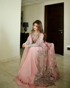 Kinza Hashmi Instagram - Wearing this beautiful outfit by @enaaraofficial

Rose pink is always a good choice to look regal and Enaara knows how to do that! They are launching their first collection today. Don’t miss it!

Enaara, ‘Our First Chapter’
4 Piece Unstitched Festive Collection 

#Enaara #OurFirstChapter #unstitchedfestive