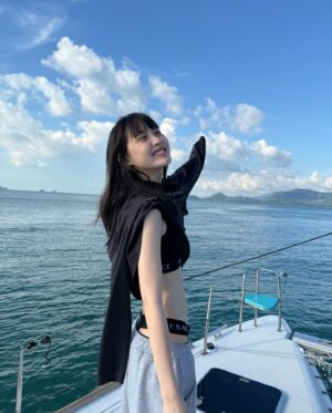 Kirana Pipityakorn Instagram - Sea u next year🤸🏻
