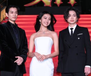 Kōki Instagram - 映画『女神降臨 BEFORE／高校デビュー編』の完成披露イベント、ピンクカーペットセレモニーの📷🩷

@megamikorin_jp

Thank you to my glam team ♥️
Hair and makeup @rieshiraishi1220 
Styling @ryokkissie 
dress @affectionsbytaki 
jewelry @chaumetofficial