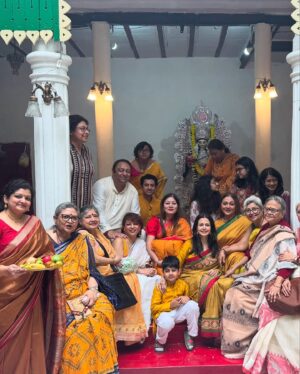 Koel Mallick Instagram - Wishing all knowledge & wisdom … Shubho Saraswati Pujo😊Happy Vasant Panchami 😊🙏