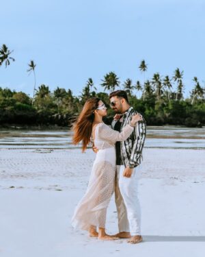 Koushani Mukherjee Instagram - To Making & Creating Memories For Lifetime Through All Ups & Down Partner ♥️
I can still ask u Will U Be My Valentines @bonysengupta 
Happy Valentines Day ❤️