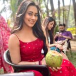 Krutika Desai Khan