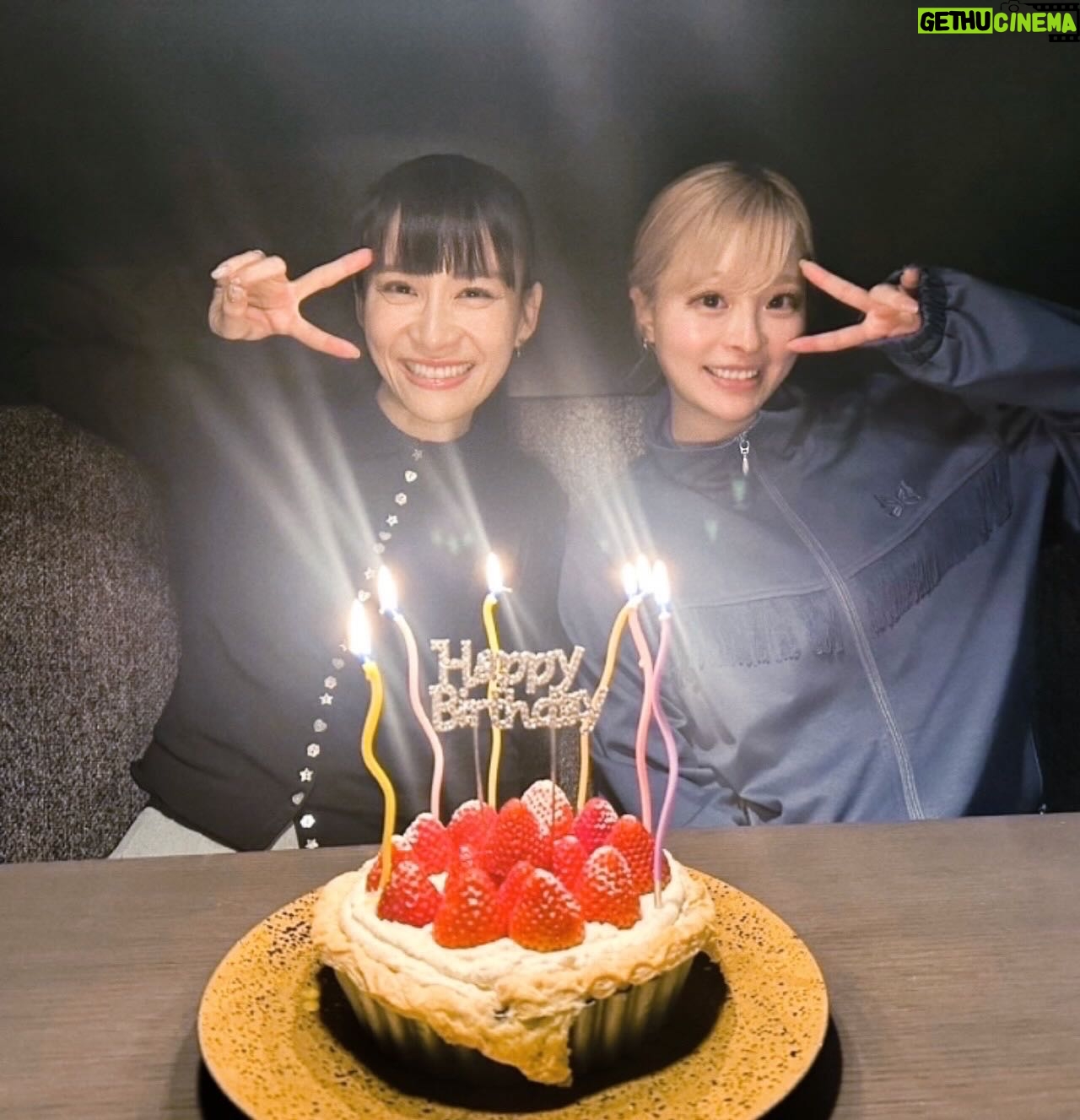 Kyary Pamyu Pamyu - 26.9K Likes - ✌🏻🥳🎂🥳✌🏻🎂