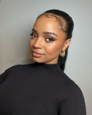 Kyla Pratt Instagram - Glam for #PAFF

@eliven.q 
@a1hair_concierge 

🥰