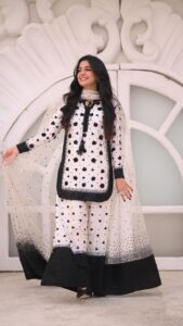 Actress Laiba Khan HD Photos and Wallpapers June 2024