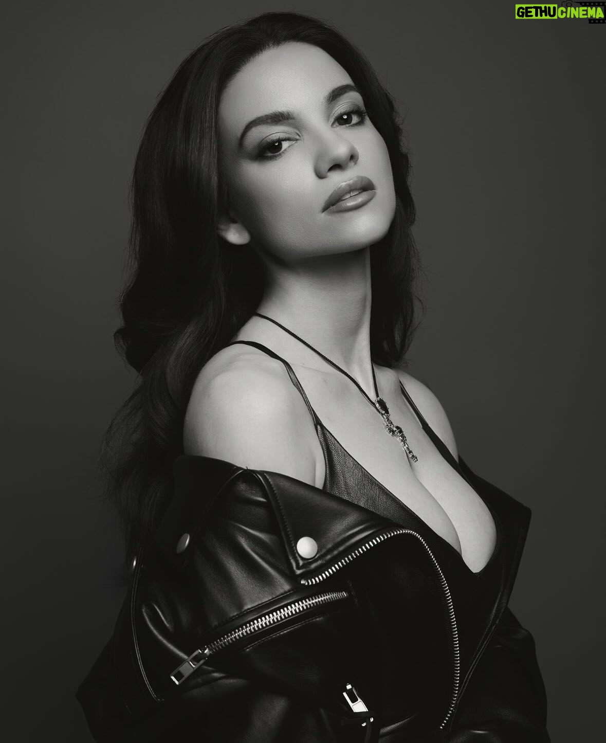 Lauren LaVera - 62.7K Likes - This year was filled with immense love and insurmountable loss. As it comes to a close, I want to express my deepest gratitude to everyone that Iāve crossed paths with, especially in this past year. Youāve enriched my life with your presence however long or short the encounter.
I wish for myself and for you that 2025 will be filled with the most beautiful and exciting experiences life can bring. That we can live to the fullest and be overwhelmed with happiness and joy and everything else that makes our time here invigorating. I hope youāll find things that move you and that youāll move others. I hope to inspire to be inspired and to continue to connect and feel the fullest human experience.
Hereās to exploration, creativity, connection, love, and every shade in between.
I wish you all the best in 2025.
Happy New Year! š„āØ
