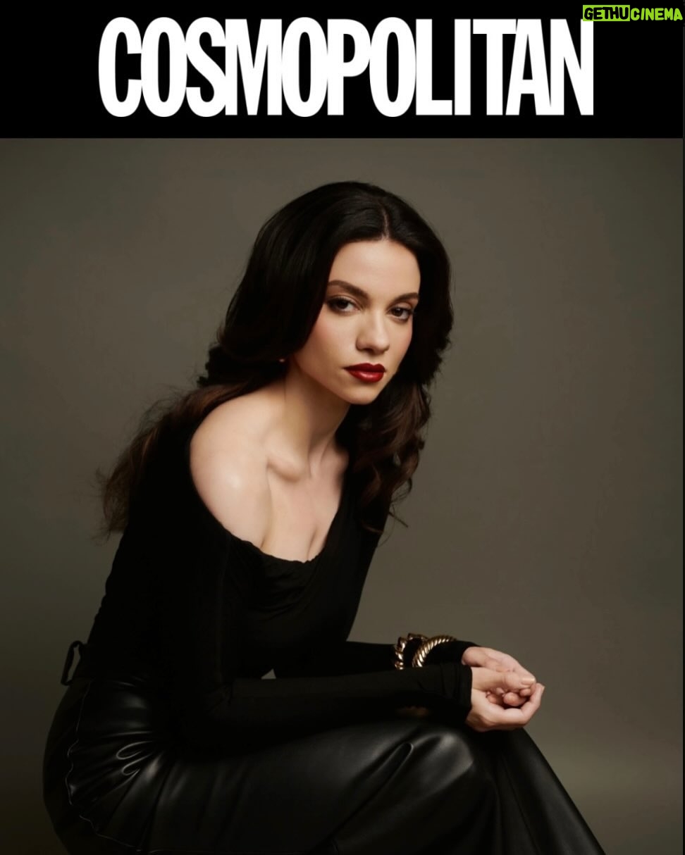 Lauren LaVera - 51.2K Likes - š¤ Cosmo š¤
Thrilled to be featured in Cosmopolitan!
Thank you so much @cosmopolitanmx for having me.
Thank you to my team at @teamportrait & @lewkmgmt
Shot by @jonpremosch
HMU by @annettedavenportbeauty
Styled by @naomizinns and assisted by @aliyah.monet
Lighting by @miguelesparzaphoto