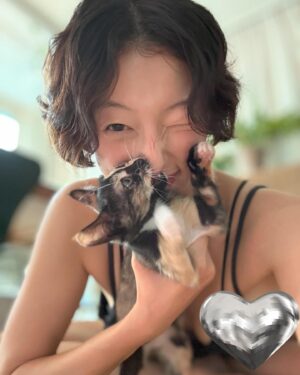 Lee El Instagram - _
요건 좀 남겨놓고 싶은 사진이라#김렌이아기씨짬짜면쥐눈이콩흑임자조랭이모찌