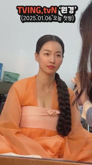 Lee Xia Instagram - TVING,tvN 원경 2025.1.6 오늘 첫방이에요❤️