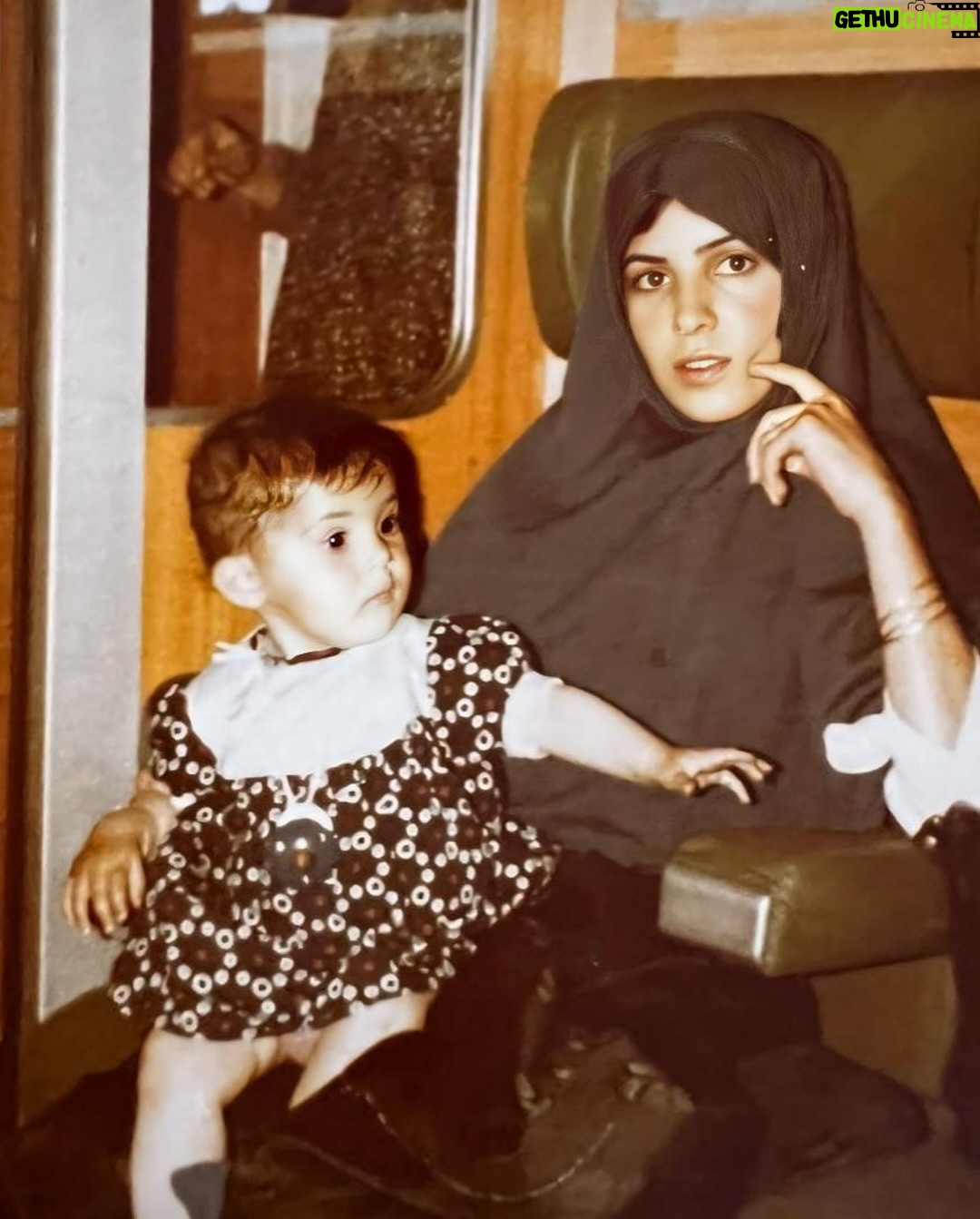 Leila Bolukat - 42K Likes - پدر، کوهی که همیشه کنارمان ایستاده؛ حتی وقتی خسته بود، حتی وقتی درد داشت. تو مبارزی هستی که در برابر سختیها خم نشدی و عشق را با تمام وجود به ما هدیه دادی.
هر لحظهای که برایمان جنگیدی، هر لبخندی که پشتش درد را پنهان کردی، به ما درس زندگی، استقامت و عشق دادی. امروز، در این روزی که به نام توست، میخواهم بگویم که قدردان تمام تلاشها، زحمات و قلب بزرگی هستم که همیشه برای ما میتپد.
روزت مبارک، قهرمان زندگیام! ❤️
#روز_پدر_بر_تمام_پدران_سرزمینم_مبارک_باد