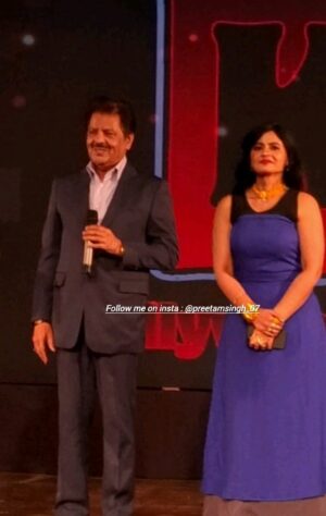 Leslie Tripathy Instagram - Amazing Voice ❤️ @uditnarayanmusic

#uditnarayan #music #song #amazingvoice #singer #leslietripathy @leslietripathy26 @leslie.show @preetamsingh_07 #live #mumbai #bollywood #instagood #song