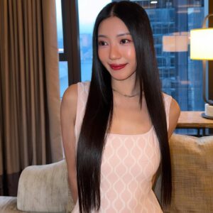 Li Sum Ling Instagram - .
恭喜發財🧧
新一年 祝
1，2順順滑滑
3轉個靚運
4生財生財
5燶而不肥
6膠花同都開到富貴
7開開心心 
🕺🏽