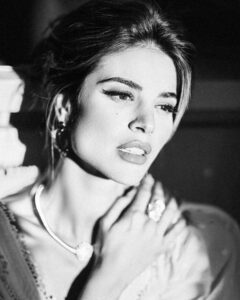 Actress Lidia Santos HD Photos and Wallpapers January 2025