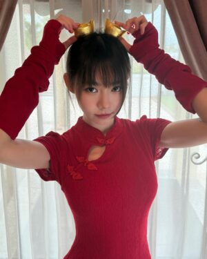 Lin Min-Chen Instagram - 初一來拜年🧧🧧祝大家新年快樂❤️健康平安❤️