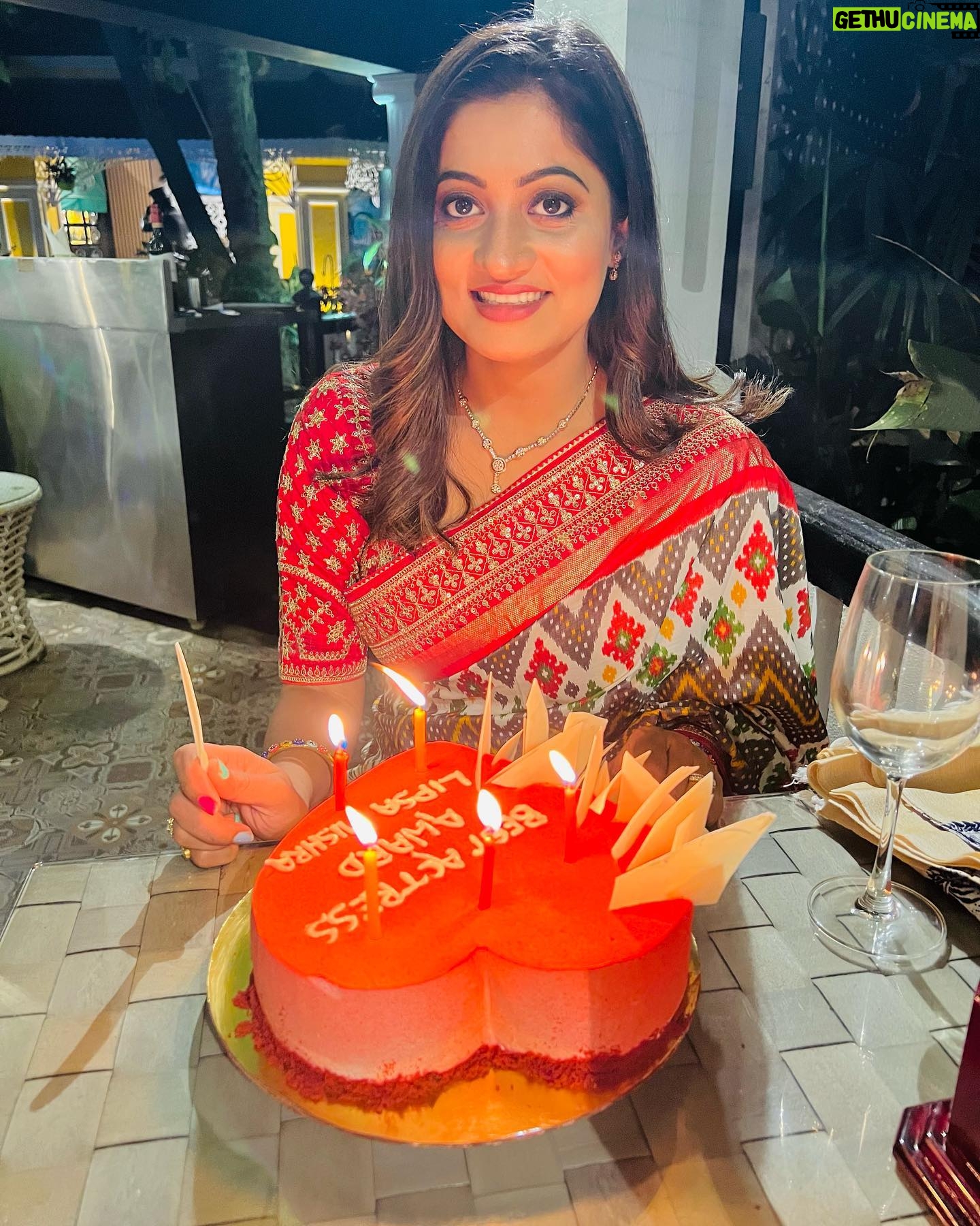 Lipsa Mishra - 18.2K Likes - What a great day I had.
Got my dream STATE AWARD🥇 
Best actress for the telefilm RANGEELA BOHU📺 .
#statesward #bestactress #hardwork #hardworkpaysoffs #happy #happyday #happyme #actorslife  #lipsamishra #lipsamishraactor