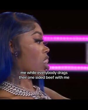 Lizzo Instagram - Me myself & all my Memes 🦋