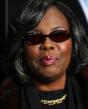 Loni Love Instagram - Voletta Wallace, Mother of Biggie Smalls, has died. She carried on Biggie’s legacy after his tragic death, overseeing his estate and helping pass down his wealth to his family, including his daughter T’yanna Wallace. Biggie’s estate was estimated to be worth about $10 million when he died, and it’s since ballooned to a now-estimated $160 million.

Voletta celebrated when her son was inducted into the Rock and Roll Hall of Fame, and her Instagram account was mostly dedicated to his achievements ... she posted about his foundation, his streaming numbers, tribute concerts, and pop culture references. Now she can see her baby. Rest well Ms. Wallace. 🙏🏾