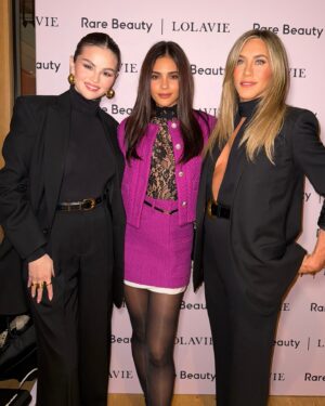 Lovi Poe Instagram - Had the best time at the Lolavie x Rare Beauty Galentines with @jenniferaniston and @selenagomez—proving that friends who stay together, slay together! ♥️ @lolavie @rarebeauty

𝐂𝐚𝐧’𝐭 𝐤𝐞𝐞𝐩 𝐦𝐲 𝐡𝐚𝐧𝐝𝐬 𝐭𝐨 𝐦𝐲𝐬𝐞𝐥𝐟… I’m obsessed with the merch and products…they’re so good (and coincidentally, my fave Selena song too! 🤭) Selena’s message with Jen was pure magic—heartfelt, real, and full of love. 

Capped it all off with Clueless for movie night. February’s already winning! ✨