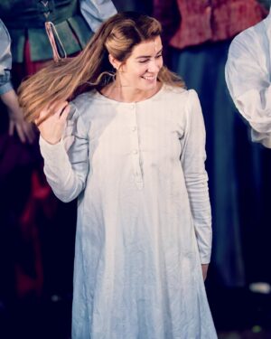 Lucie Jones Instagram - Elle Woods… is that you? Not the HAIR FLICK! @lesmizofficial 
📸 @theatrepicsbylauren