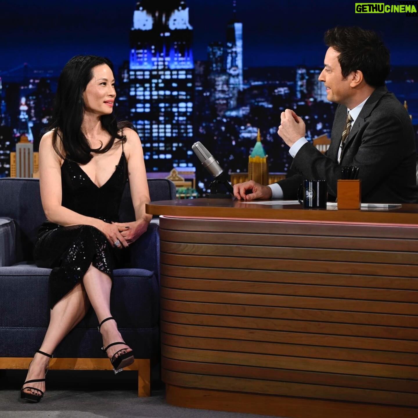 Lucy Liu - 75.7K Likes - Always fun catching up with pal @jimmyfallon @fallontonight SO MANY LAUGHS
@neonrated #presence
πΈ: @toddowyoung
Todd Owyoung/NBC
