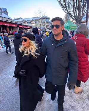 Luisana Lopilato Instagram - Spent the day with my beautiful wife, in one of the most beautiful places on earth, Whistler BC. We love this place and to think it’s just 90 minutes from home is unreal. 

Pasé el día con mi hermosa esposa en uno de los lugares más hermosos del mundo, Whistler BC. Nos encanta este lugar y pensar que está a solo 90 minutos de casa es increíble