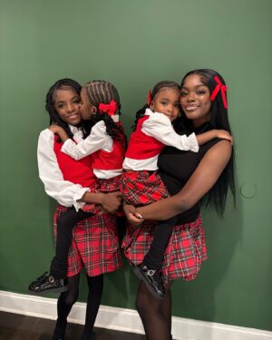 Lyric Hurd Instagram - Merry Christmas from the Hurd Girls 🎄🎁❤️