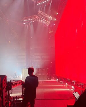 MINMI Instagram - 昨日はドーパmin出てた？w

GMO SONIC2025 m-flo のサプライズゲスト
毎回DJのタカハシタク君はアレンジしたりmixもし直してるのか、構成や音の響きがいつも違って、グルーヴも変わる！刺激的でめちゃ楽しい
VERBAL君は衣装もステージもオシャレで
楽屋でも紳士な優しさに溢れてて本当にステキだ
LISAさん、MELODY、MINAMI、RYOさんのスイートな歌声がビートに乗ると、甘酸っぱい気持ちと高揚感が高まって、ハッピーに心が揺られてくる♡
間違いなく2000年代、代表のDANCE POP MUSIC ‼️
私が参加してるLOTTA LOVEもその１つ🎵　
あー幸せ、、、楽しかったなぁ
で思い出したけど昔、LOTTA LOVEを制作してた時に
タク君に
「MINMIちゃんの歌ってドーパミンかなんか出てるよねっ♪」て言われたの。ドーパミンてなんぞやと改めて調べてみると"多幸感"と書かれていた。
きっと昨日もドーパminでてだだろうな...w
m-flo in GMO SONIC2025 
HAPPYな時間をありがとうございました　@mflo_official  @verbal_ambush  @takudj
#gmosonic #gmosonic2025