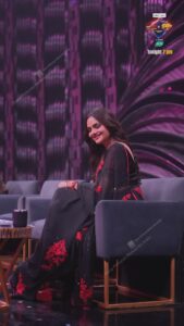 Actress Madhoo HD Photos and Wallpapers March 2025