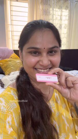 Madhu Reddy Instagram - After 8years  మళ్లీ🤰🥹 pregnant _1

#insta #inst