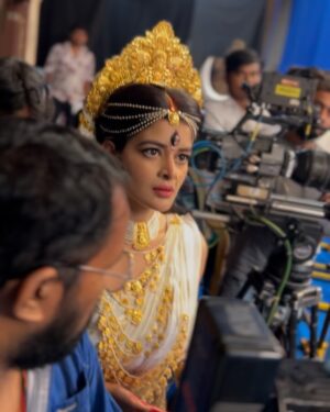 Madhumita Sarcar Instagram - কাজই পুজো, পুজোই কাজ❤️🔱🧿