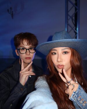 Mae Tan Instagram - In blue and thinking of you 💙👖🏜️🌟
Always fun when old friends and new ones come together. Got the first hand preview of the new @Levis Blue Tab, a collection that focuses on the future of denim, all while focusing on craft, MADE IN JAPAN of course! If you don’t know, I’m a sucker for Japanese brands and craftsmanship! I fell in love all with Levi’s pants over again (still wearing them as we speak)  #FollowTheBlueTab @Levis_Sea 💙