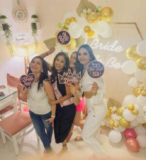 Maera Mishra Instagram - I feel extremely lucky to have friends like family, Thankyou so much guys for making my day soooooo special, i love youuuuuu❤️✨🧿