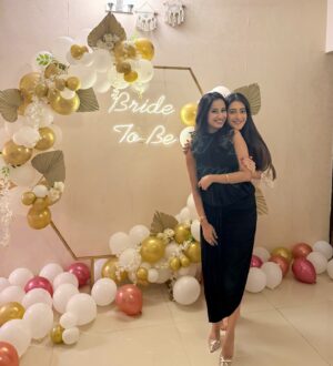 Maera Mishra Instagram - I feel extremely lucky to have friends like family, Thankyou so much guys for making my day soooooo special, i love youuuuuu❤️✨🧿