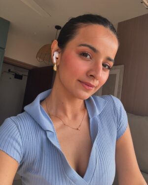 Mahima Makwana Instagram - 🫶🏻