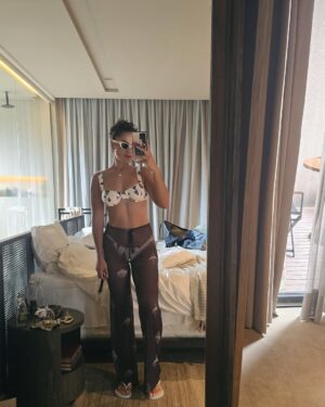 Maisa Silva Instagram - vrum vrum 🏍