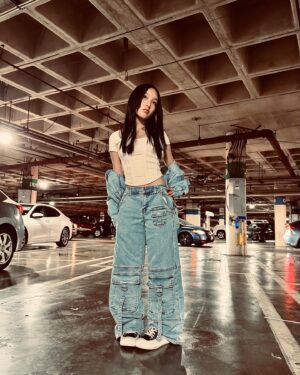 Malea Emma Tjandrawidjaja Instagram - night life 

#maleaemma