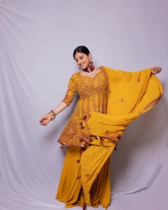 Actress Mangli HD Photos and Wallpapers February 2025