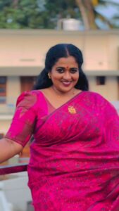 Actress Manju Pathrose HD Photos and Wallpapers February 2025