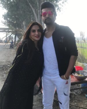 Mansi Sharma Instagram - Mine ❤️🧿 @yuvrajhansofficial ❤️🧿 #Love #Life #PartnerInCrime #MyConfidant #Blessed #InstaPost #ThankYouRabbJiForEverything 🙏🙏