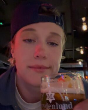 Maria Stavang Instagram - Send meg privat melding om du vil ha flere bilder fra året mitt som har gått! 🤠