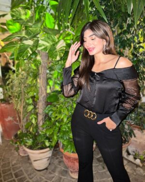 Mariam Ansari Instagram - Been a while 🖤