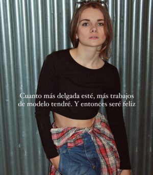 Marina Yers Instagram - He llorado creando este post. 

La verdad es que toda mi adolescencia y parte de mis 20 estuve persiguiendo sueños vacíos, dopamina momentánea, y cosas materiales como si fuese lo más importante. 

Me tuve que dar muy muy buenas hostias en la vida, para darme cuenta de que eso NO estaba NI CERCA de lo que verdaderamente me haría feliz. 

Era un “agujero para conejos”. La fama, el dinero, el estatus, el poder… Todo eso lo es. 

Lo único que me hizo cambiar de verdad, fue Dios. 
Pidiendo mucho a Dios encontré mi lugar en el mundo, un entorno sano, felicidad en las cosas más simples y mucho amor y empatía, allá donde vaya. 

GRACIAS DIOS por liberarme de todas esas cadenas y mostrarme el camino correcto. 

Ahora si soy una persona plena y feliz. De corazón. 

#diosesamor #felicidadtotal #serfeliz #felicidadplena #diosteama #diostehabla #desarrollopersonal #vivirmejor